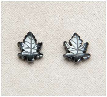 Maple Leaf - 8x10mm