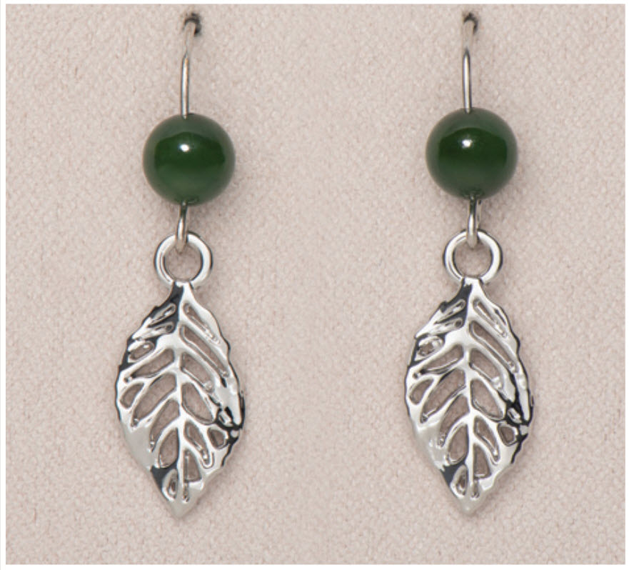 Fluttering Leaf